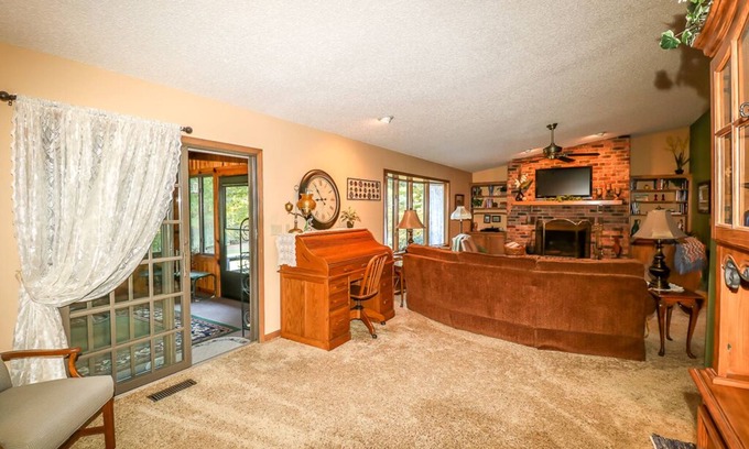 Hot Springs Village House | 44 Doscientos Circle - A very nicely decorated 3 bedroom, 2.5 bath home
