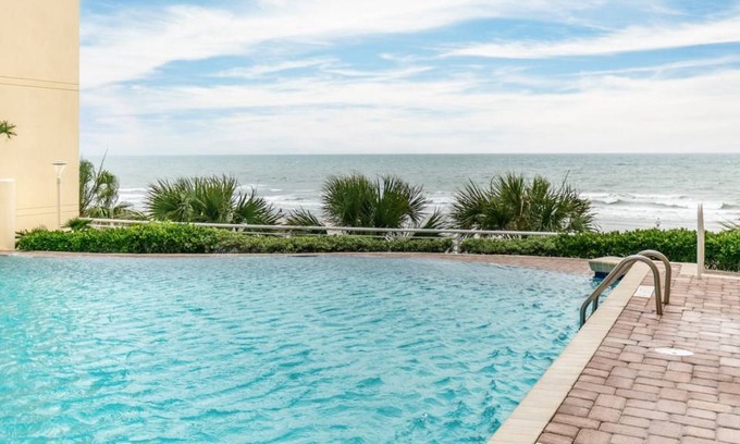 Cherry Grove Beach Condo | 44 m² Condo ∙ 1 bedroom ∙ 4 guests