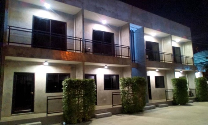 Prawet Resort | 44 m² Resort ∙ 5 guests