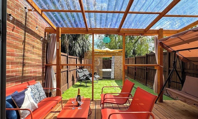 Canterbury House | 44 The Oasis - Central 2-bedroom Townhouse with Hot Tub and Private Parking!