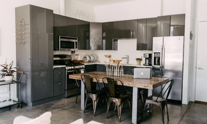 Downtown Memphis House | 440 By Caramelized nPettigrew Adventures Downtown