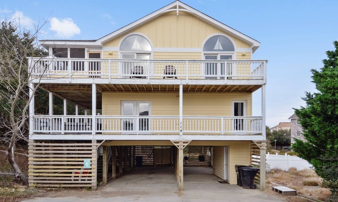 Tuckahoe House | 4442- Footloose, Pet friendly with private pool, community pool and tennis, soundside pier,