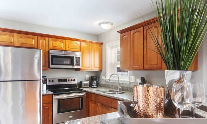 Gentilly House | *45% OFF*Only 5 Miles from Bourbon/4BR/Sleeps 12