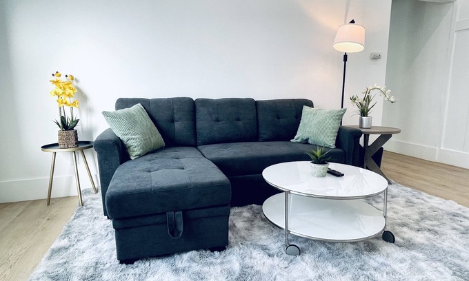 San Jose House | 456A San Jose Downtown Spacious 1br Home/Parking/WIFI