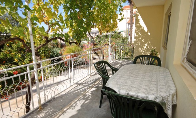 Municipality of Sukosan Apartment | 47 m² Apartment ∙ 2 bedrooms ∙ 5 guests