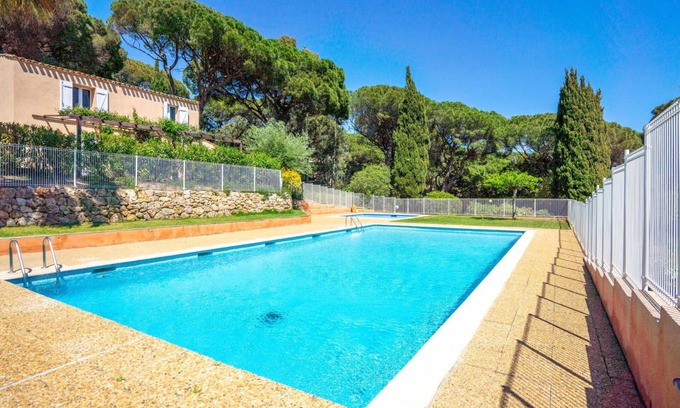 Sainte-Maxime Other | 48 m² Accommodation ∙ 1 bedroom ∙ 4 guests