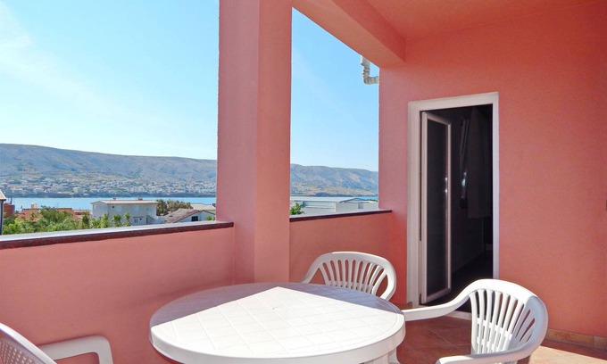 Pag Apartment | 48 m² Apartment ∙ 2 bedrooms ∙ 4 guests