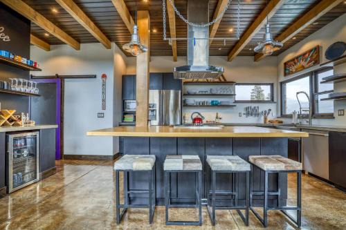 Pagosa Springs House | 480 Berry Hill Dr