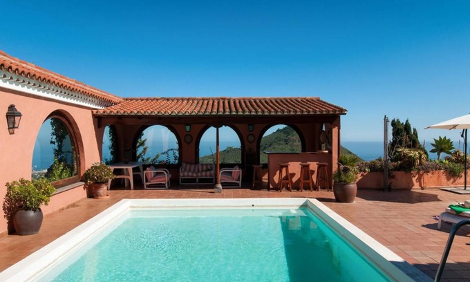 Santa Brigida Villa | 480 m² Apartment ∙ 5 bedrooms ∙ 10 guests