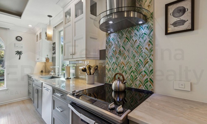 Amelia City House | 4937 Windward Place 3 Bedroom Home