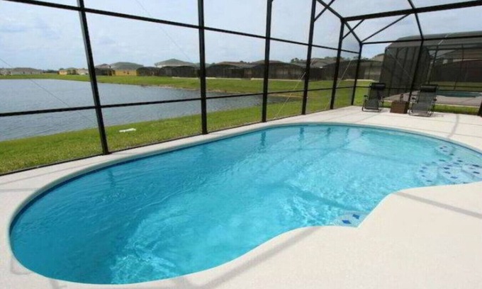 Crystal Cove House | 4BDR w/pool near Disney!