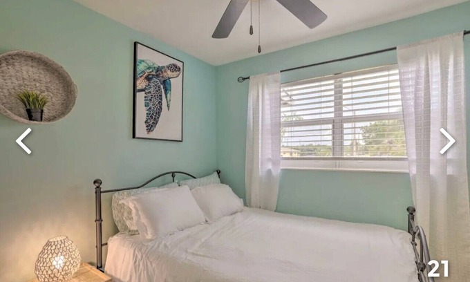 Hunt Club House | 4BR/2 Bath home 10 min to the beach - Pet Friendly