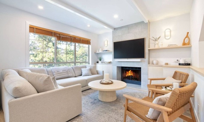 Nicklaus North House | 4BR/3.5BA Luxury Townhome w/Private HT & Garage
