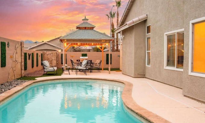 North Las Vegas House | 4BR House w/Pool & Pool Table | Posh Vegas Home