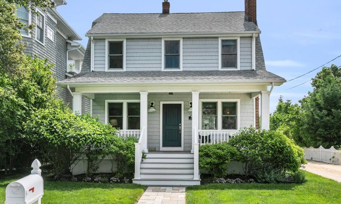 Rumson Cottage | 4BR Rumson Cottage with Back Porch Water Views, Steps to Beach & Town