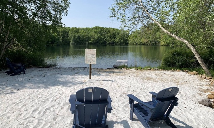 Kenvil House | 4BR w/Lake Access – Ideal for Displaced, Relocating & Professional Families