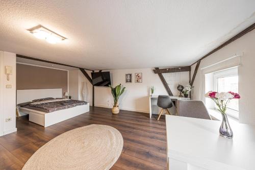 Freiimfelde - Kanenaer Weg Apartment | 4G LV 4-Zimmer-Apartment HBF