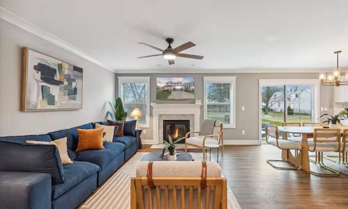 Plymouth House | 4mins DT Hot tub+ Fire Pit Game Room