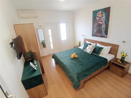 Ploce House | 4star Room 'Kata' - with private bathroom and free air-conditioned summer kitchen