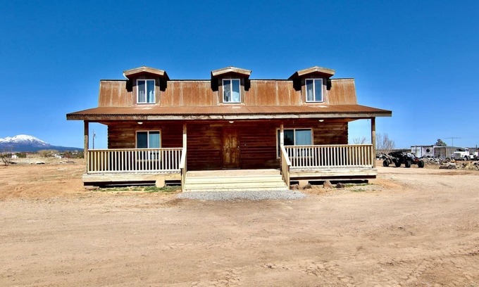 Blanding Cabin | 4x4 Cabin with a Rustic Flavor