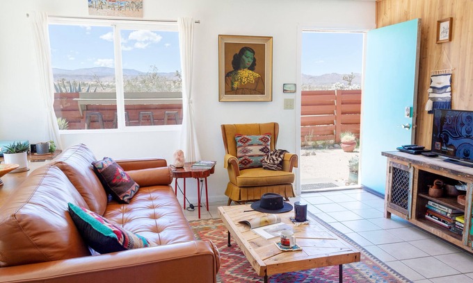 Yucca Valley House | 5-acre homestead w/panoramic views, amazing sunsets, comfy beds. Pet-friendly!