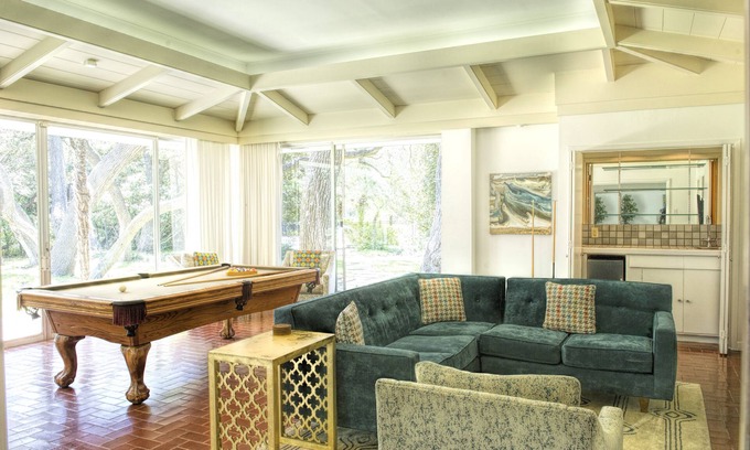 Medical Center District House | 5-Acre Nature Retreat In The Heart Of San Antonio with Pickleball and Tennis