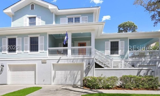 Hilton Head Island House | 5 Bayberry Ln, Updated Home with Private Pool, 3 Rows to Ocean!