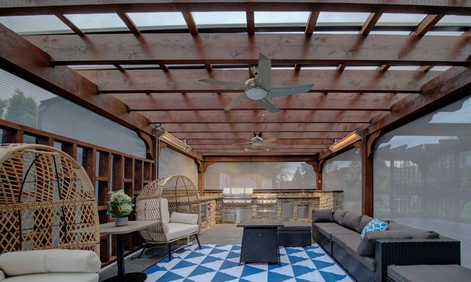 Mission House | 5 bdrm home w/ hot tub, outdoor kitchen, game room