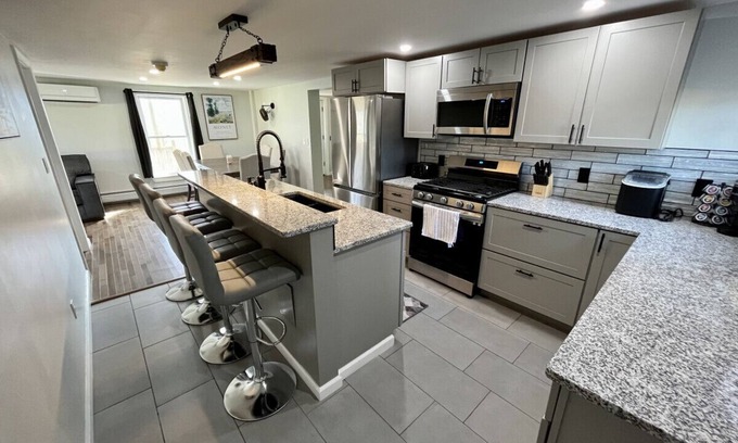 Stephentown Apartment | 5 Bed/3 bath Apt Near Jiminy Peak Berkshires