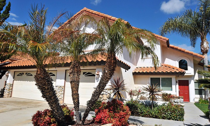 Temecula House | 5 Bed 3 Bath house in Temecula 30+ days