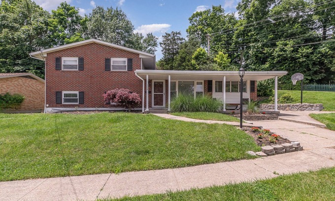 Southgate House | 5 Bed, Hot Tub and Arcade