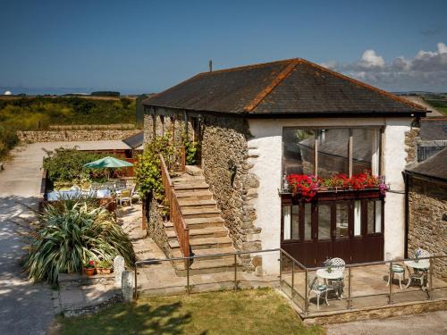 Redruth House | 5 Bed in Portreath HELLF