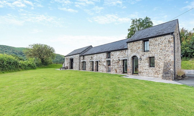 Llandeilo Cottage | 5 bedroom accommodation in Bethlehem