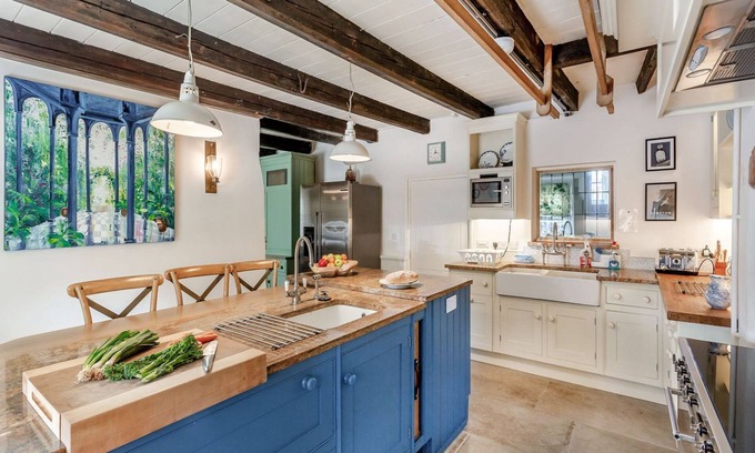 Bempton Cottage | 5 bedroom accommodation in Bempton