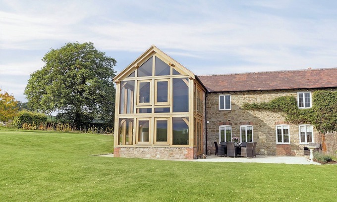 Woolhope Cottage | 5 bedroom accommodation in Much Marcle, near Ledbury