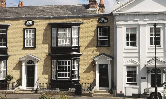 Cowes Cottage | 5 bedroom accommodation in Cowes