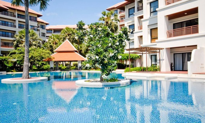 Pak Nam Pran Condo | 5 Bedroom Amazing Condo On The Beach (Santi)