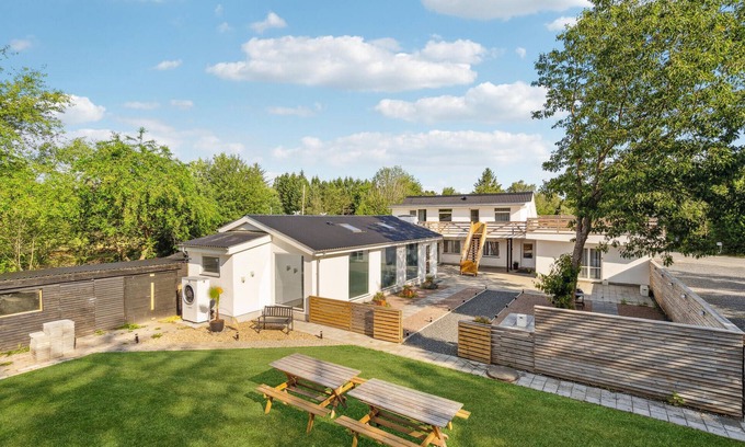 Herning House | 5 bedroom amazing home in Herning