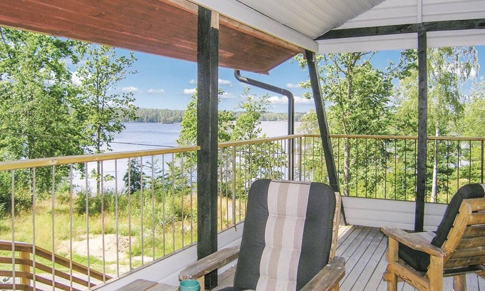 Bor House | 5 bedroom awesome home in Bor