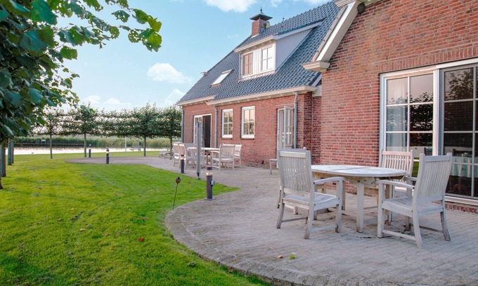 Lemmer House | 5 bedroom awesome home in Lemmer