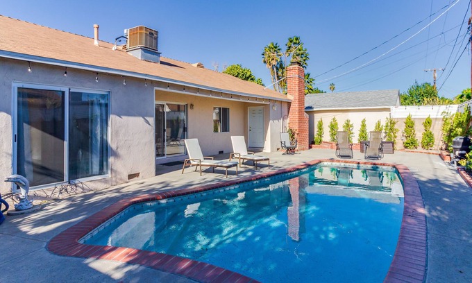 Reseda House | 5 Bedroom Charmer with Pool