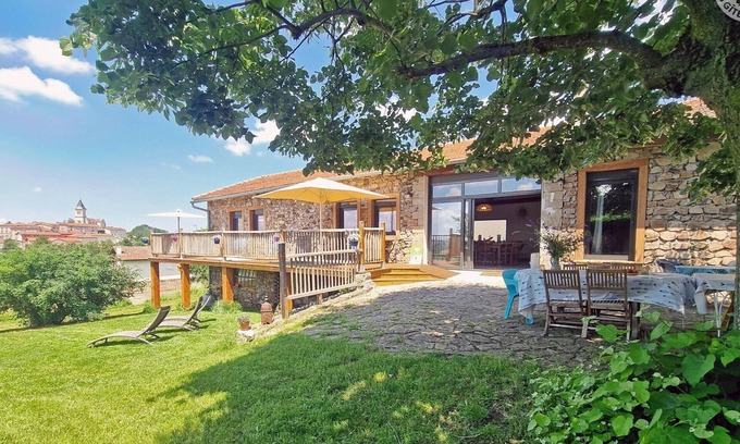 Virigneux Cottage | 5-bedroom cottage with garden, terraces, and pets allowed