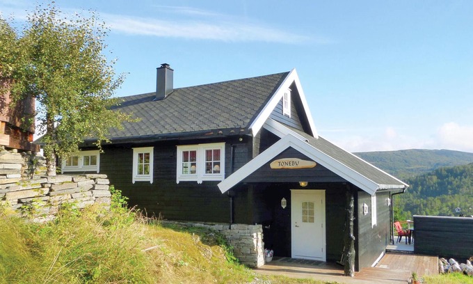Kvam House | 5 bedroom cozy home in Norheimsund