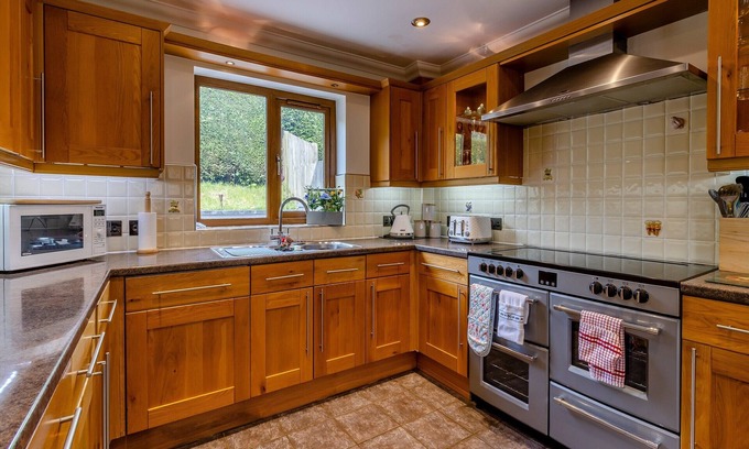 Llanafan Cottage | 5 bedroom accommodation in llanafan/Aberystwyth