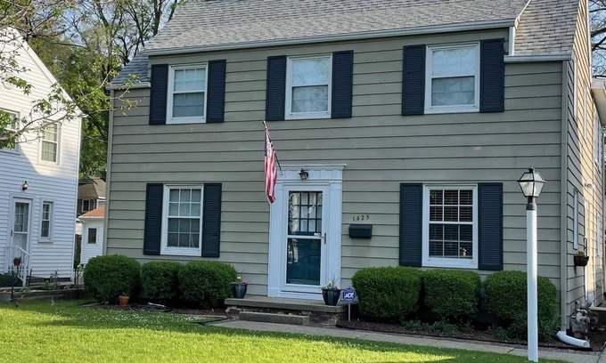 South Bend House | 5 Bedroom Home near the University of Notre Dame