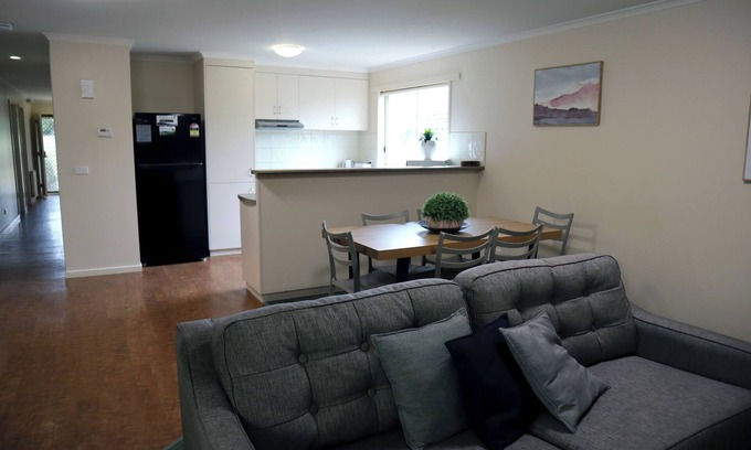 Mount Clear House | 5 bedroom house in quiet location