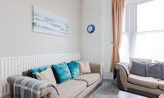 Hartlepool House | 5 Bedroom House in Hartlepool