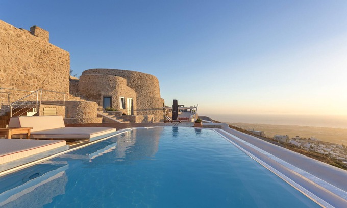 Exo Gonia Villa | 5 bedroom luxury villa with pool and sea views