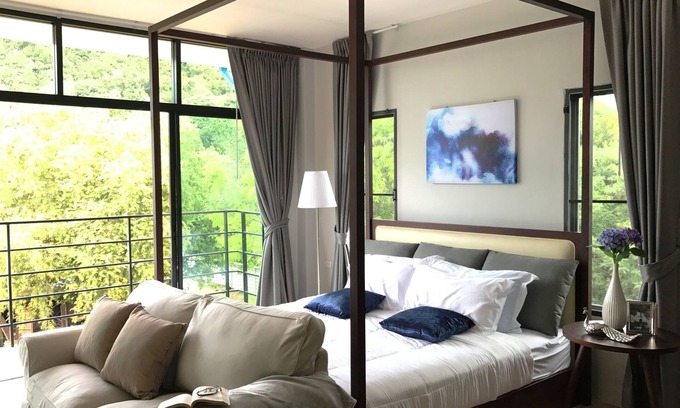 Pranburi House | 5-bedroom mountain view house in Khao Tao town near Sai Noi and Prankiri beaches