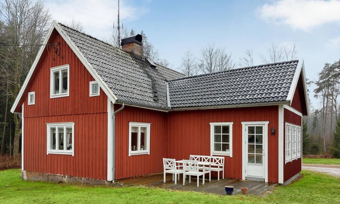 Stromsnasbruk House | 5 bedroom nice home in Strömsnäsbruk
